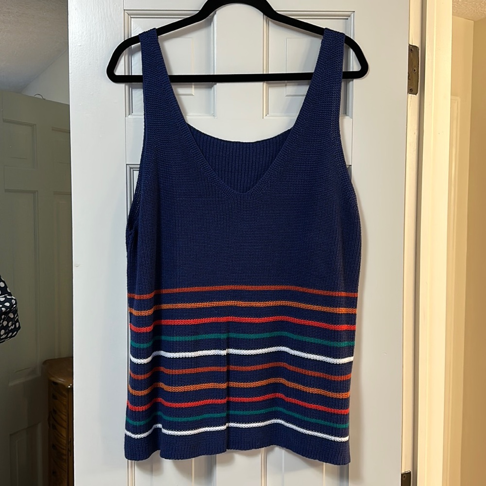 Never worn tank, size XXL